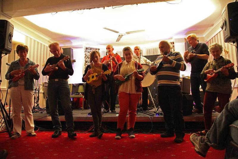 Sidmouth Festival workshop group perform